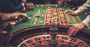 Antarmuka dukungan pelanggan joni slot dengan tombol obrolan langsung dan formulir tiket